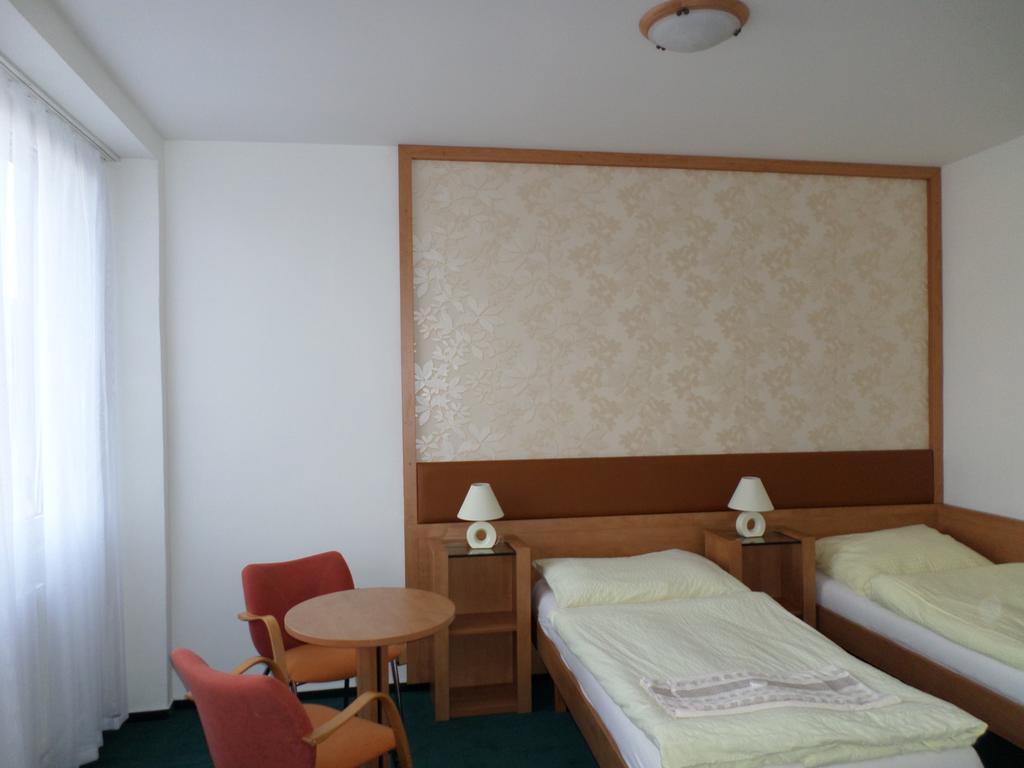 Hotel Steiger Krnov Buitenkant foto